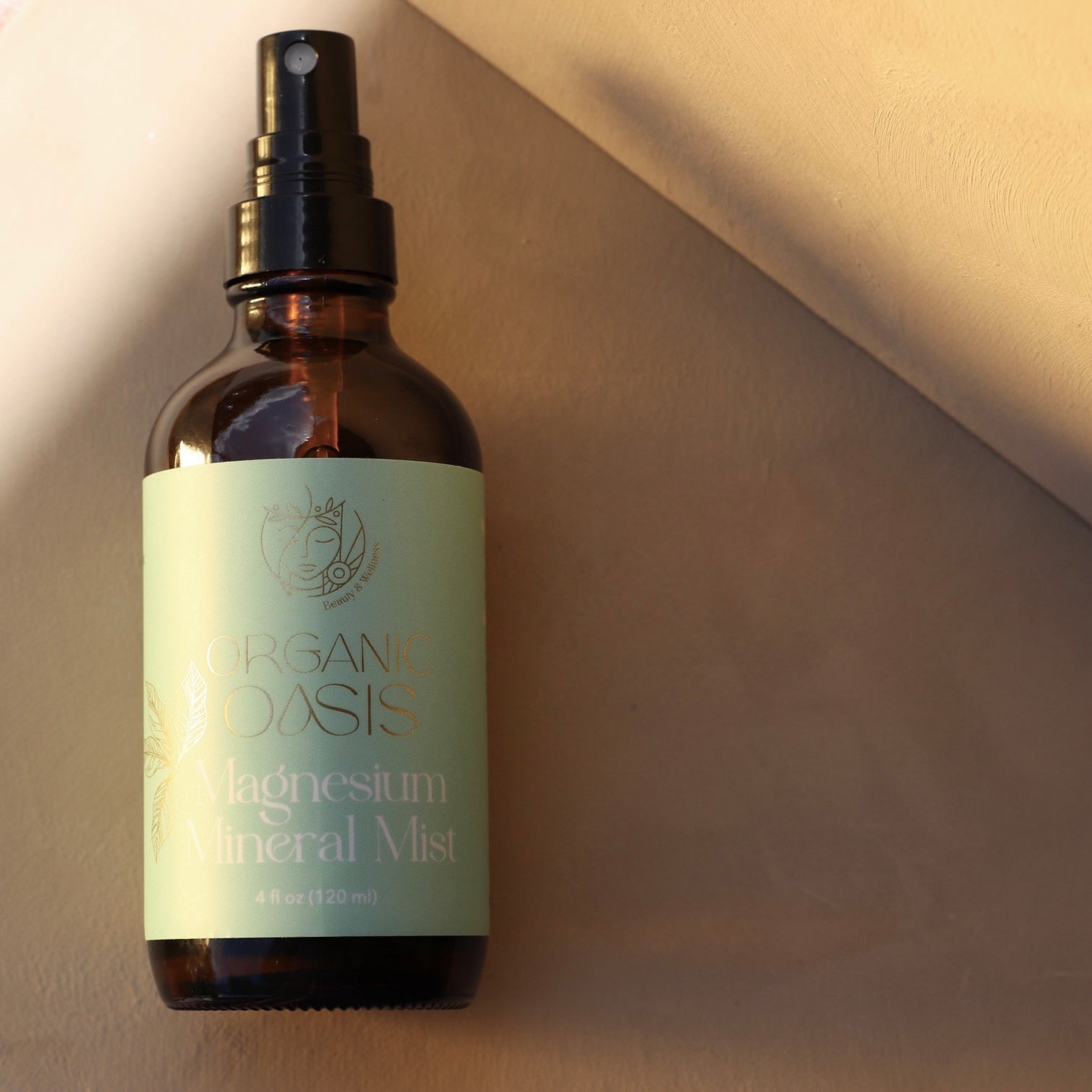 Magnesium body spray with calming botanicals