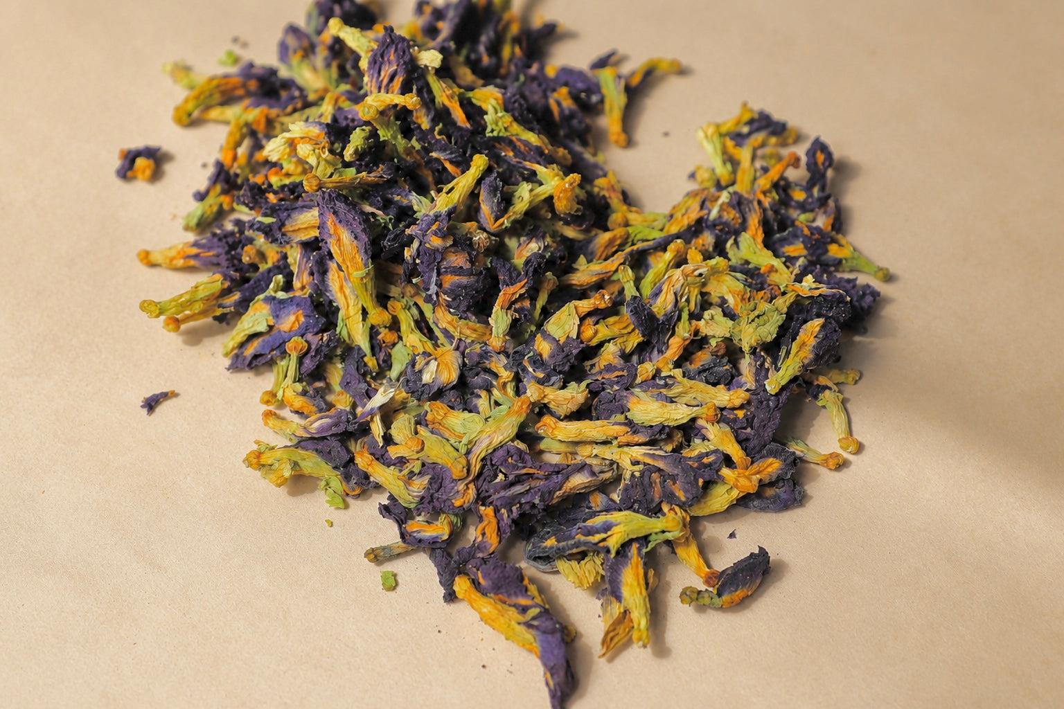 Loose butterfly pea flowers for herbal tea